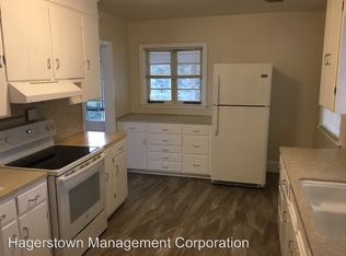 18709 Briarwood Dr, Hagerstown, MD 21742