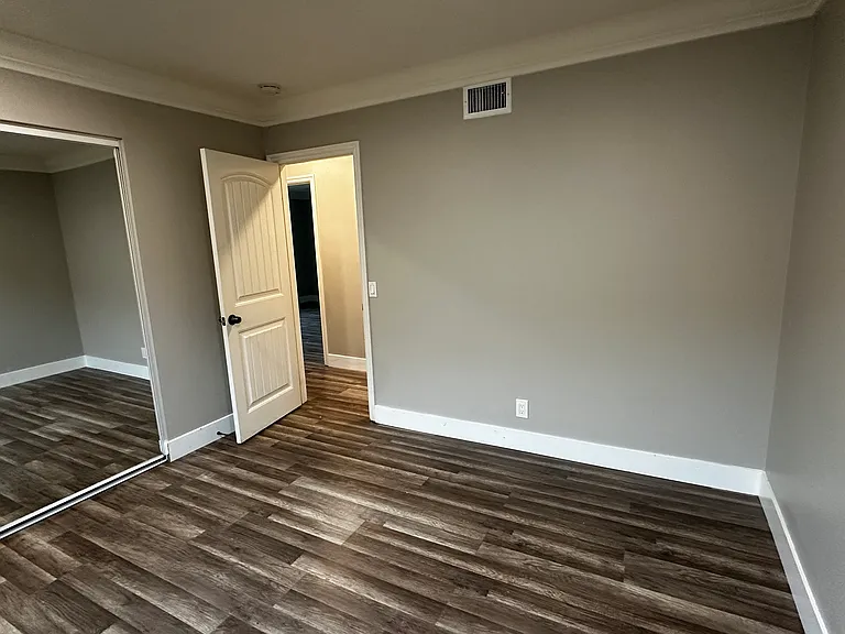 9390 Heather Ave — Photo 32