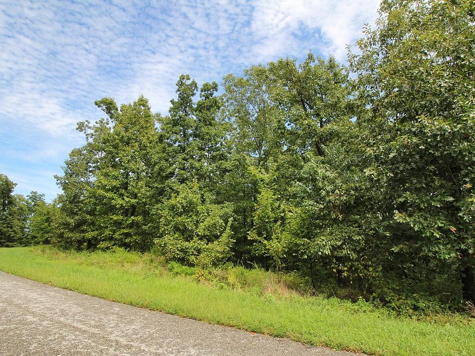 2nd image of 979 Emory Creek Blvd
