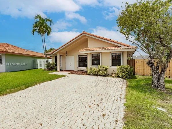 8359 NW 189th Street Rd, Miami Gardens, FL 33015