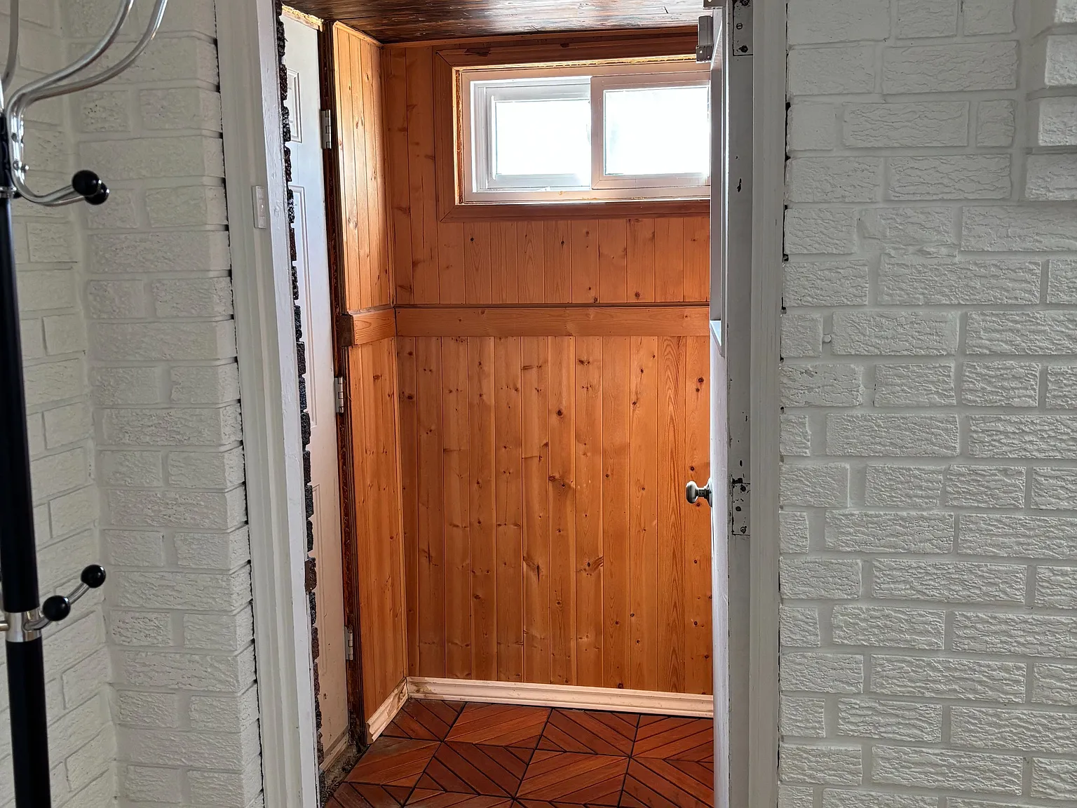 1 bed, $1,590 — Photo 4
