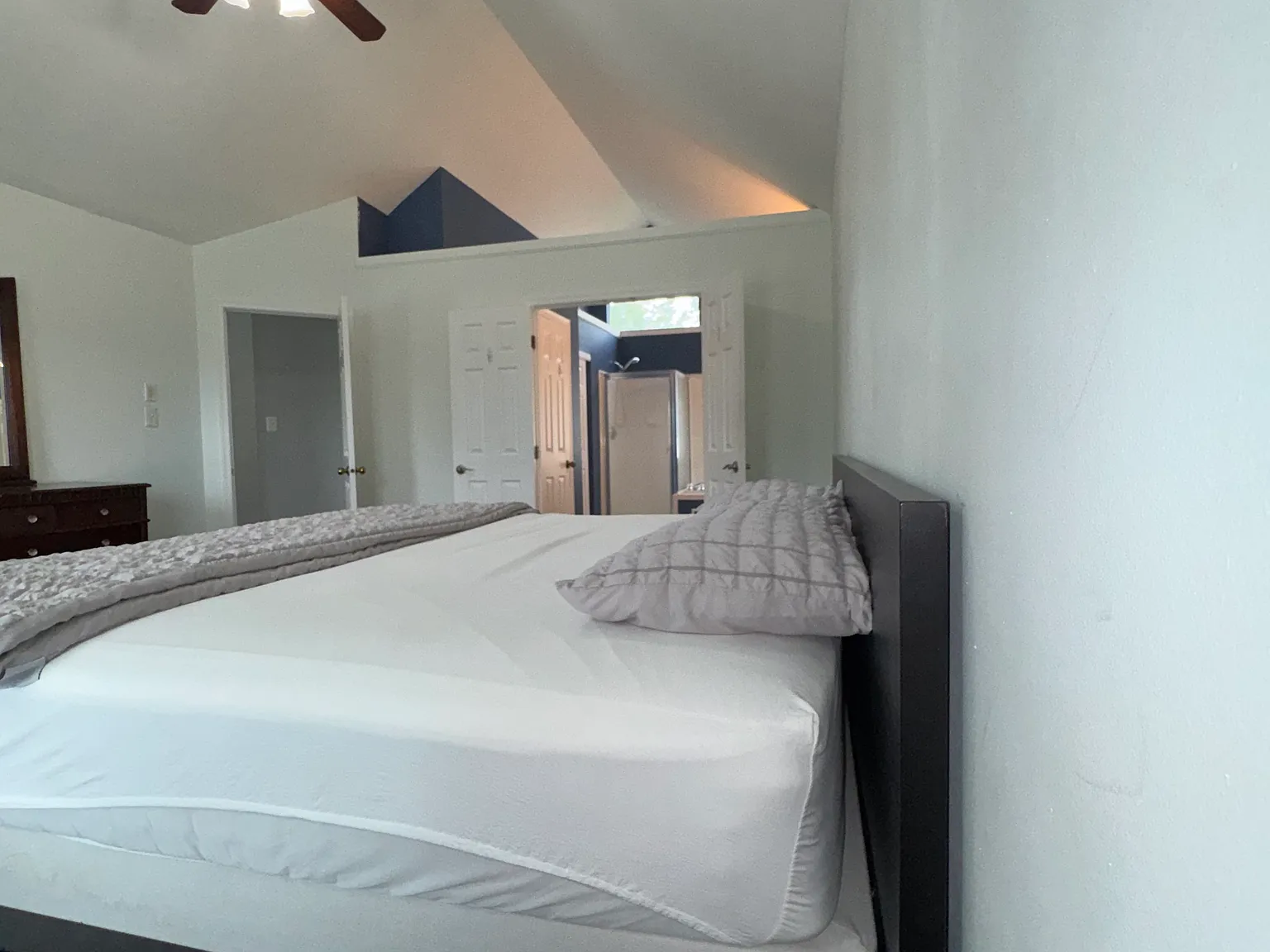 1 bed, 3194 sqft, $1,100 — Photo 3