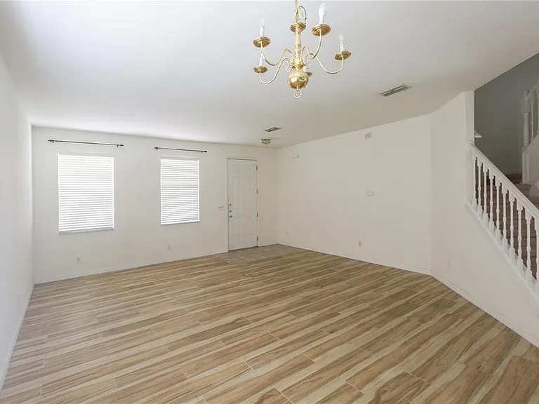 16801 Sunrise Vista Dr — Photo 3