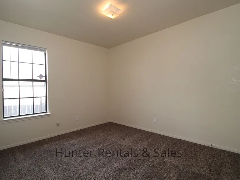 4705 Fawn Dr — Photo 20