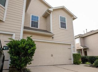 11517 Champions Green Dr, Houston, TX 77066