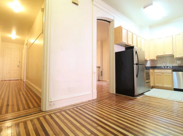 2122 Walnut St, Philadelphia, PA