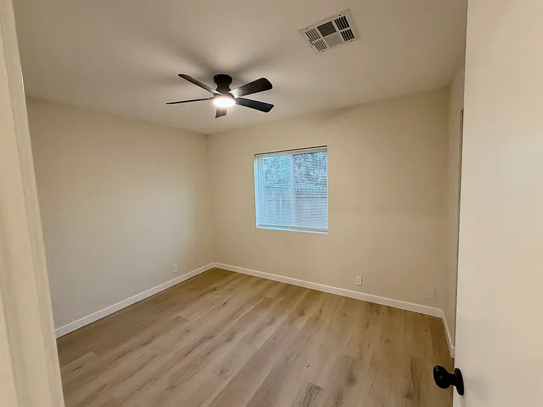 13336 Julian Dr — Photo 21