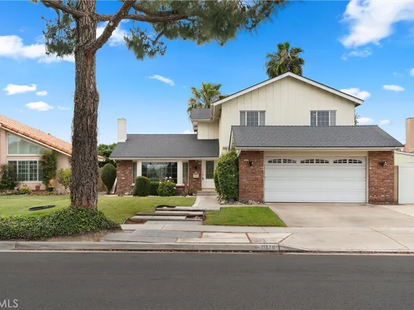 11619 Quartz Ave, Fountain Valley, CA 92708