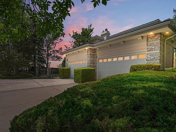 5th image of 403 Stampede Cir