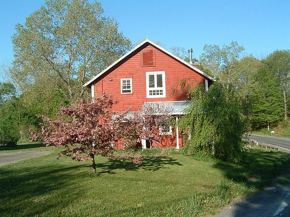 spring flowering crabapple 