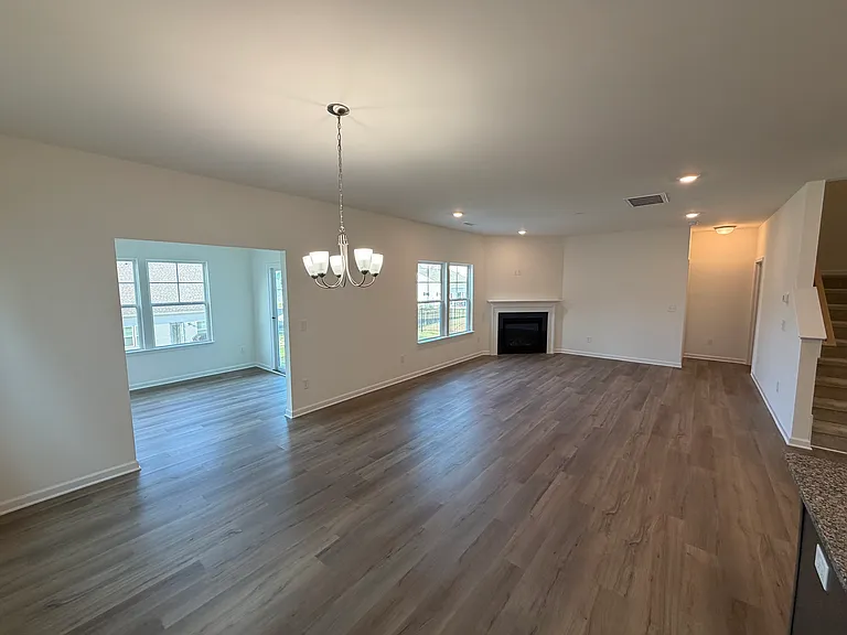 417 Marthas View Way — Photo 4
