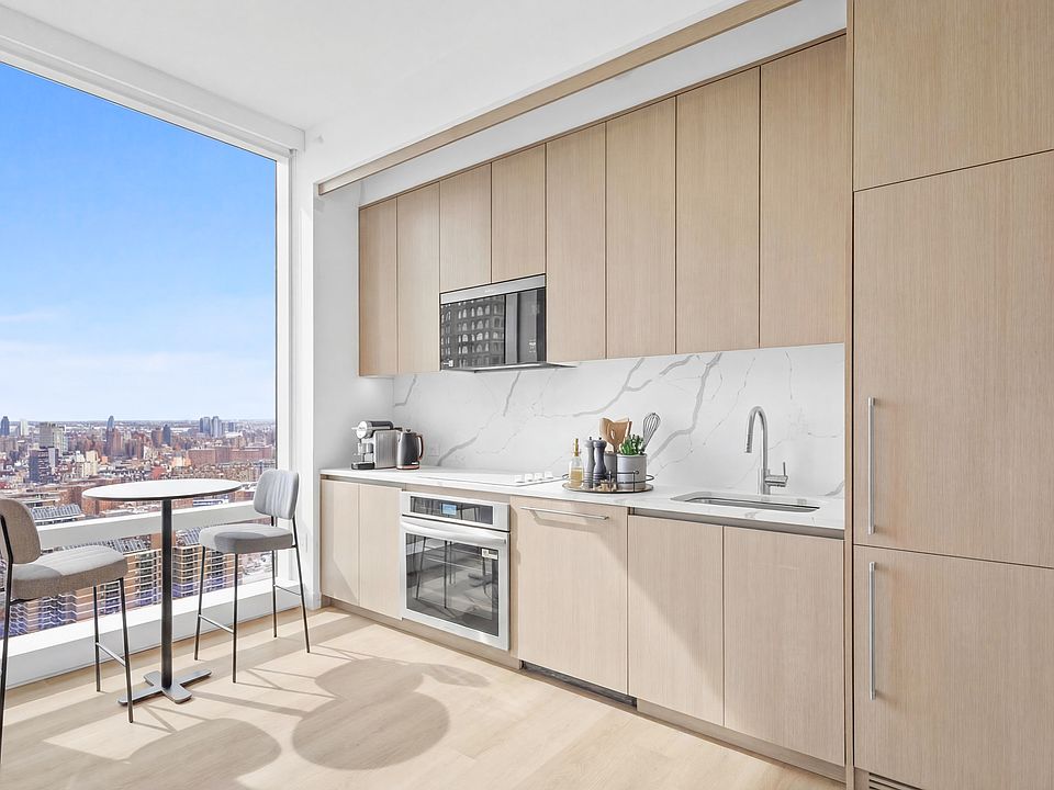 1st image of 7 Platt St #29B