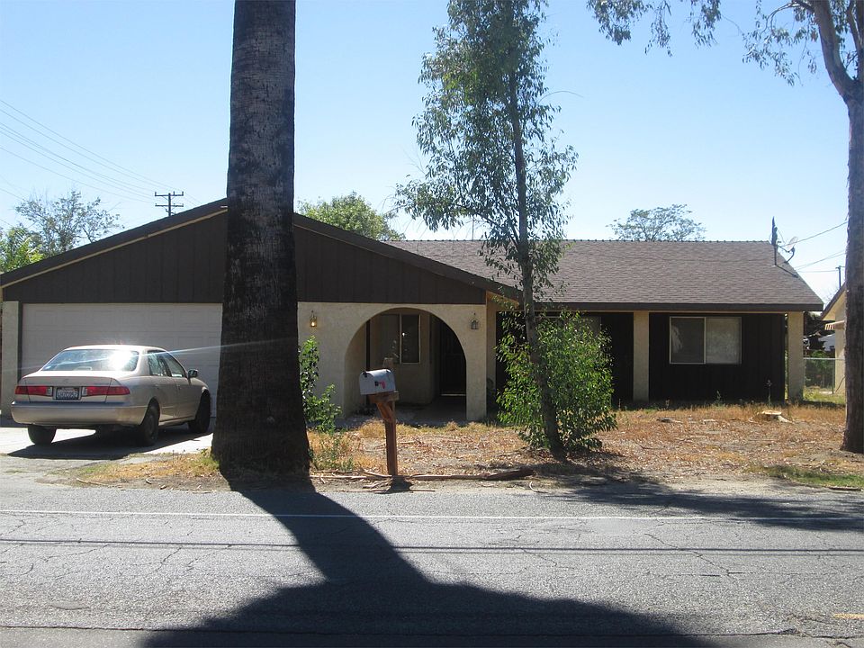 2nd image of 26229 Yale St