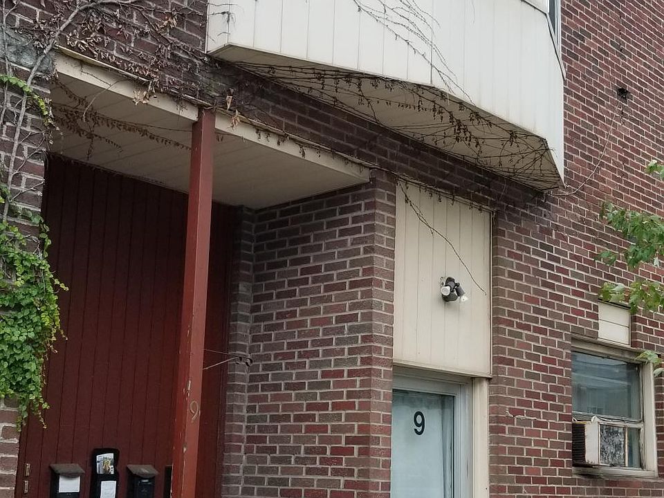 1st image of 9 S Main St APT 1