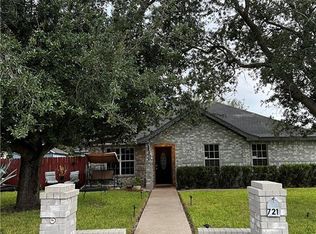 721 Lancelot Dr, Weslaco, TX 78596