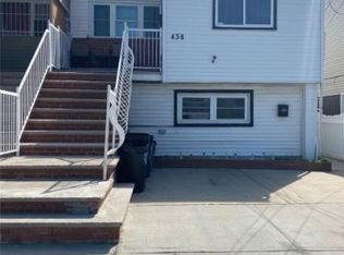 438 Beach 48th St, Far Rockaway, NY 11691