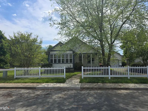 2 Johns Ct, Ocean View, DE 19970