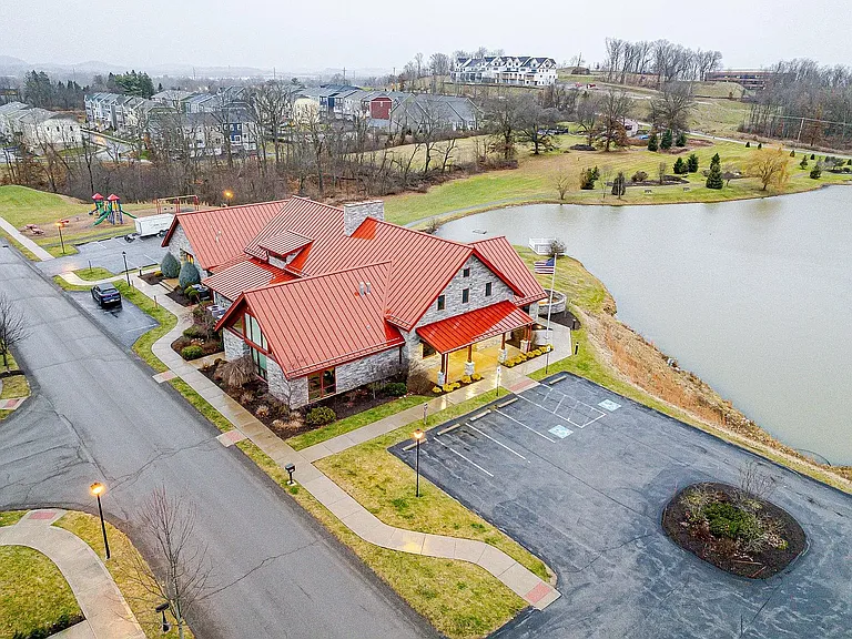 3053 Mahican Cir — Photo 33