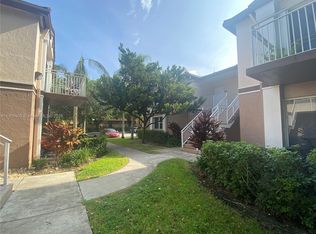 11232 SW 12th St APT 101, Pembroke Pines, FL 33025