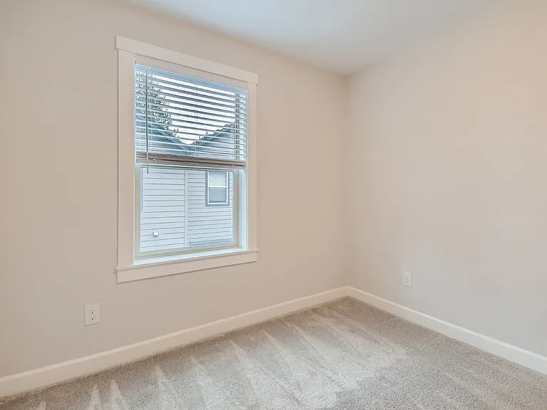 13702 NW 7th Ave — Photo 15
