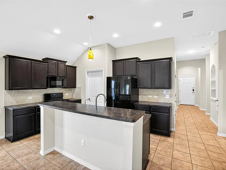 15102 Walcott Dr — Photo 9