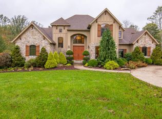 1427 Fairgreens Rd, Jackson, OH 45640