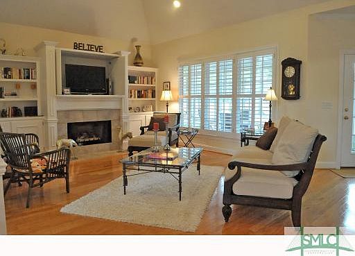 5th image of 137 Steeplechase Court