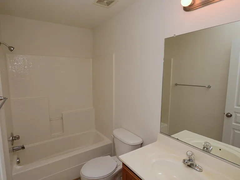 5062 Glen Canyon Dr — Photo 15