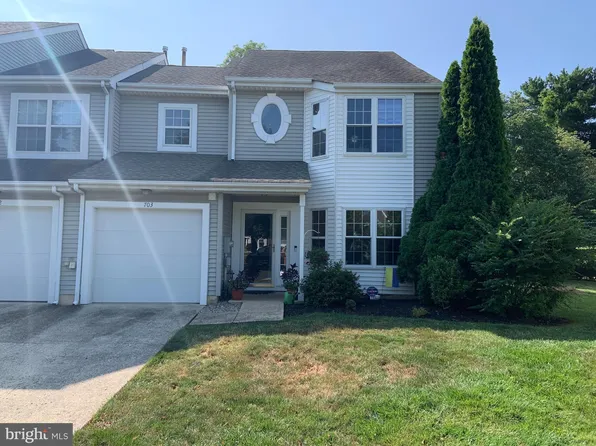 703 Evergreen Ct, North Wales, PA 19454