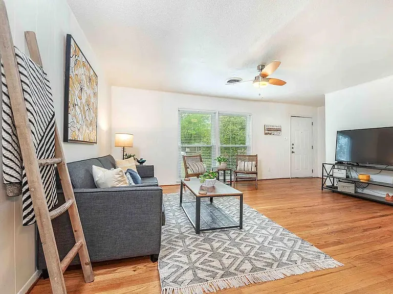 505 Bolton Ave — Photo 3
