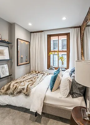 Rented by Douglas Elliman | media 18