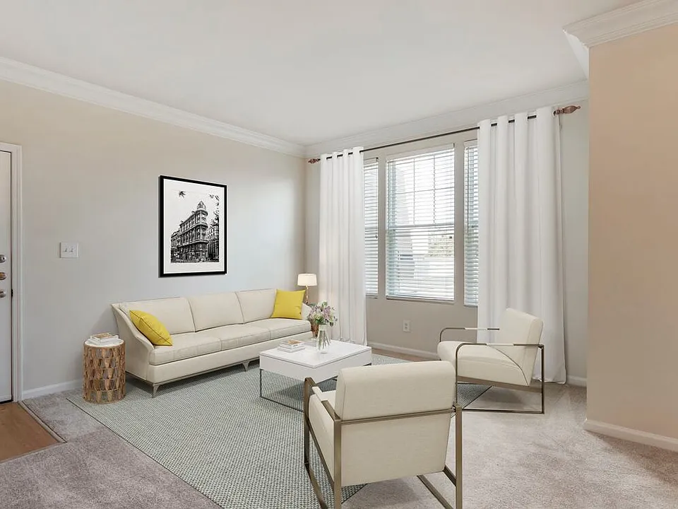Finish Package II living area