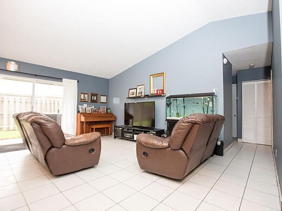 5th image of 5779 Woodland Point Dr