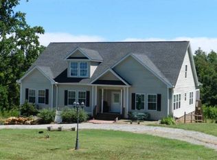 910 Waggoner Neal Rd, Walkertown, NC 27051