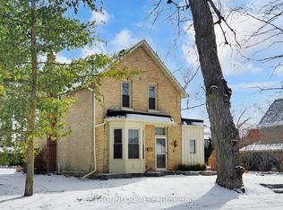 19 Spruce St, Aurora, ON