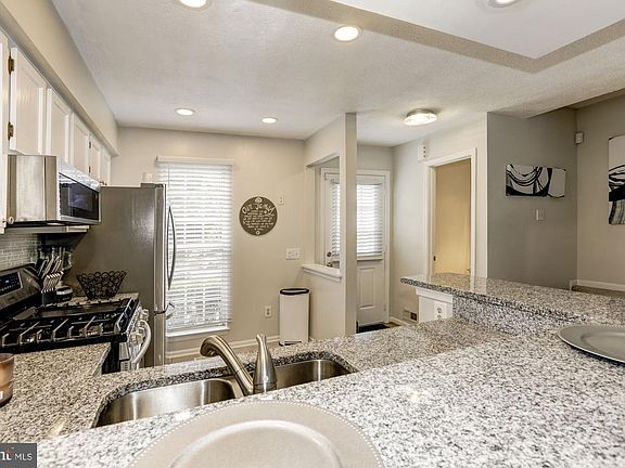 5th image of 14722 Green Park Way