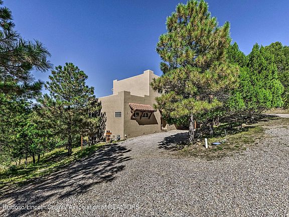 2nd image of 311 & 313 Valley View Dr