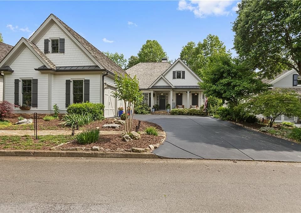 1st image of 456 River Sound Ln