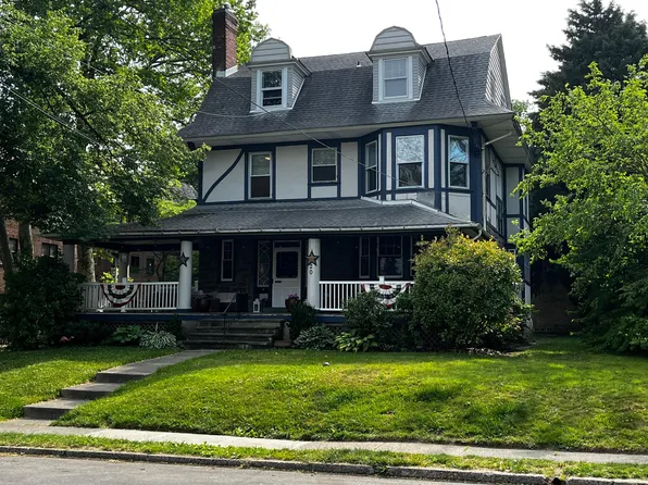 120 Argyle Rd Floor 2, Ardmore, PA 19003
