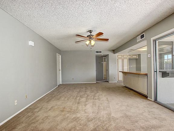 5th image of 5048 W Christy Dr
