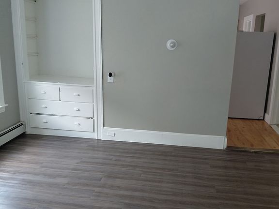 4th image of 5 W Lake St #2