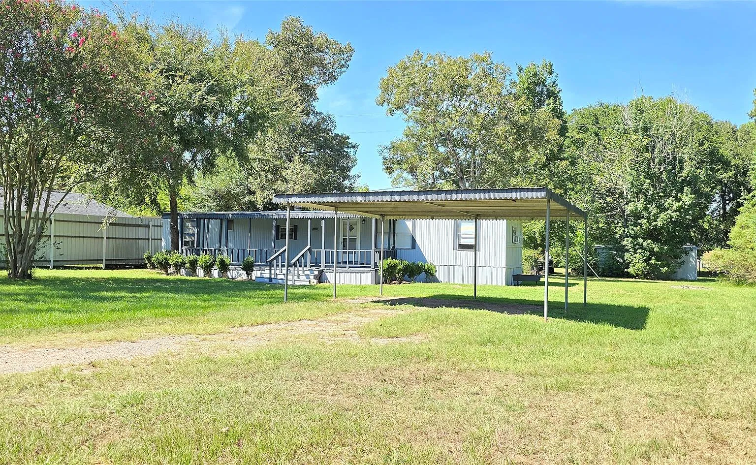 2 bed, 1.5 bath, 784 sqft, $1,450 — Photo 1