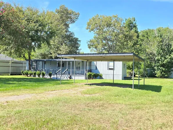 17406 Spruce Ln, Magnolia, TX 77355
