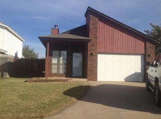 1125 SW 20th St, Moore, OK 73170