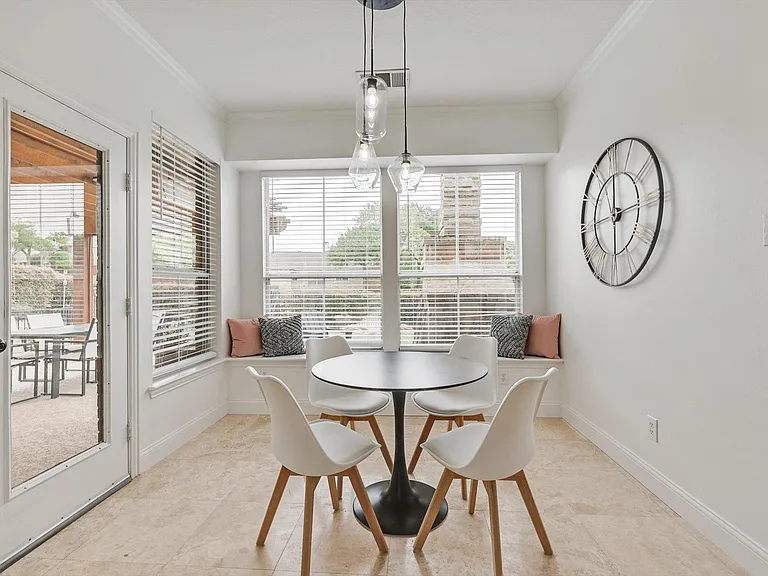 4205 Vista Creek Dr — Photo 18