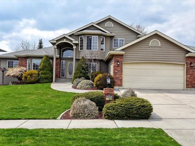 7709 N Rock Ridge Dr, Spokane, WA, 99208