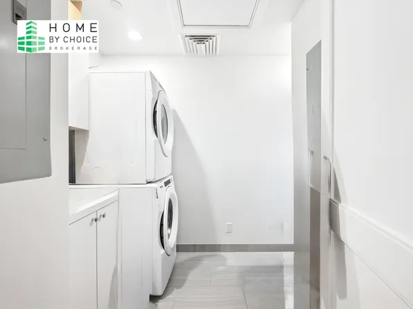 433 West Broadway image 17 of 17