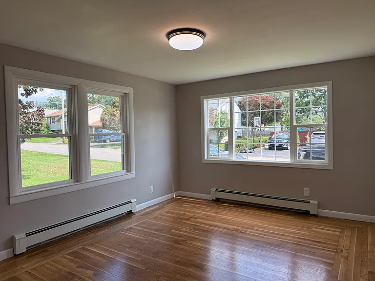 62 Rose St — Photo 17