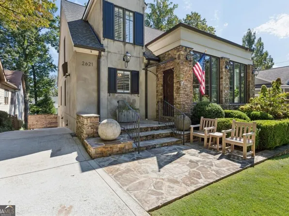 2621 Brookwood Dr NE, Atlanta, GA 30305