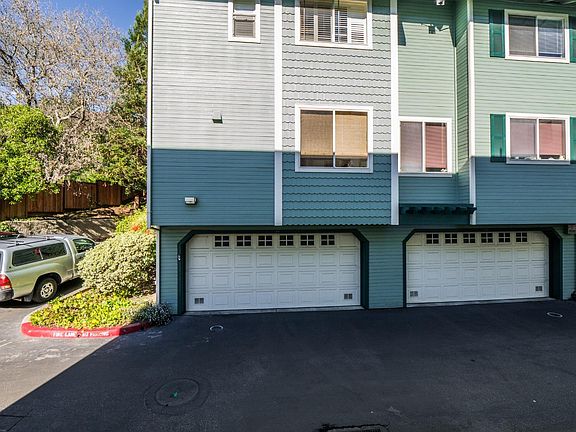 5th image of 136 Claremont Ter